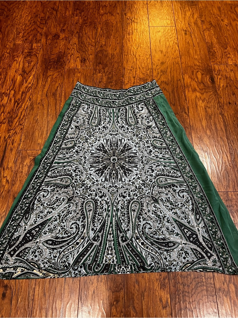 Calypso St. Barth Green Black 100 % Silk Paisley A-Line Midi Skirt